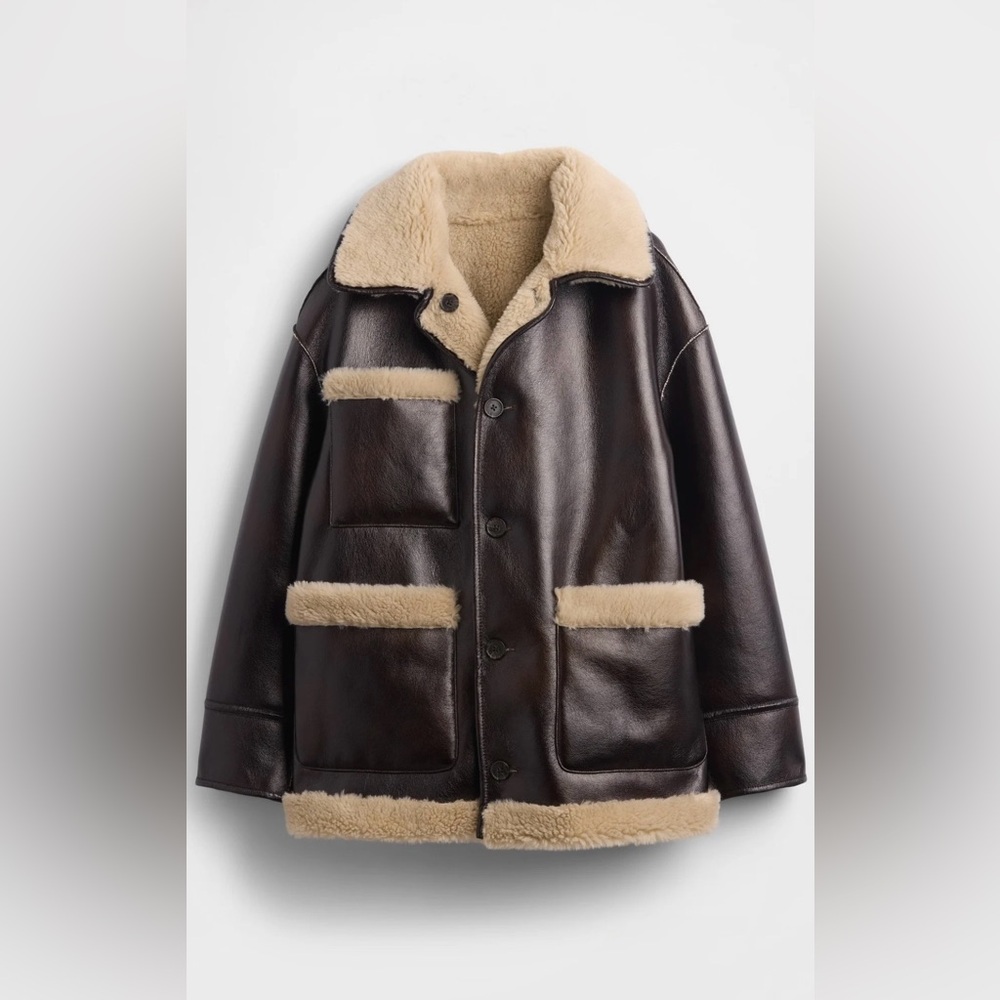 Gap × Sandy Liang Reversible Vegan Leather Sherpa Jacket - Picture 4 of 7